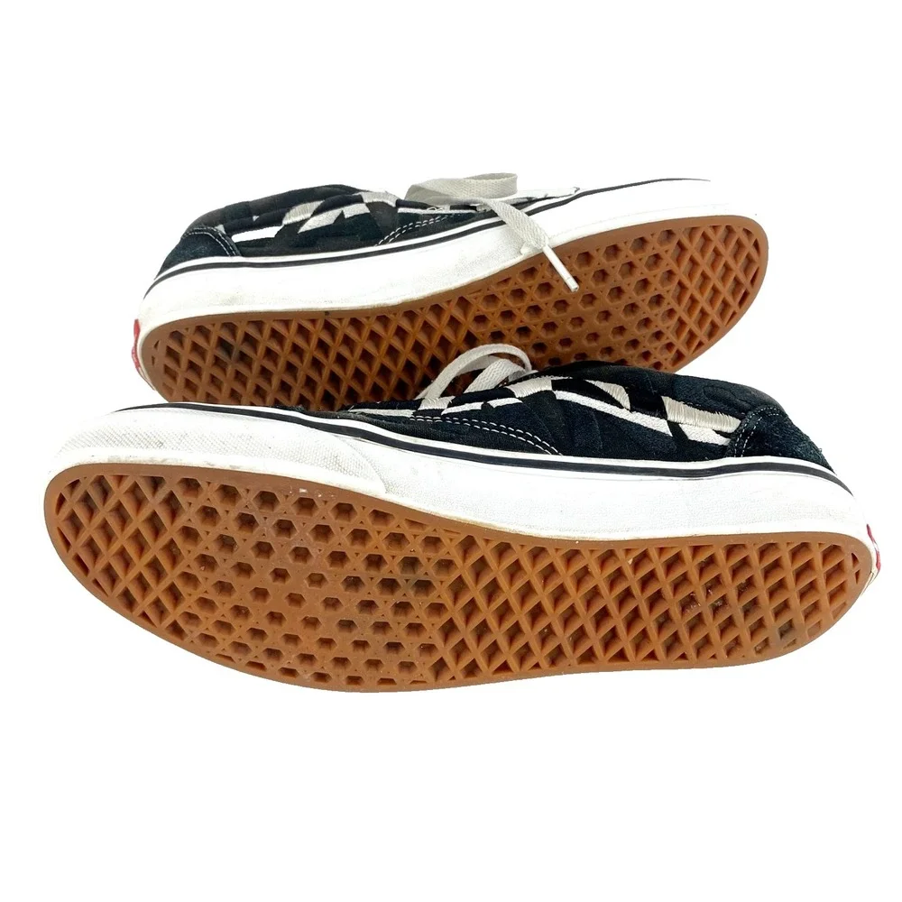 Vans Suede Tennis Shoes 7.5 Men, 9 Women Old Skool Statement Black Suede Leather